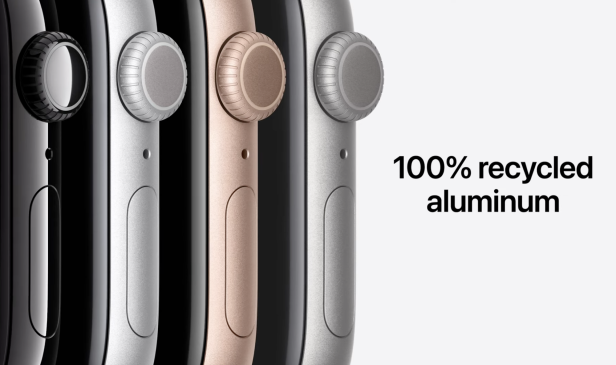 Nahaufnahme von Apple Watches der Serie 11 in verschiedenen Farben.