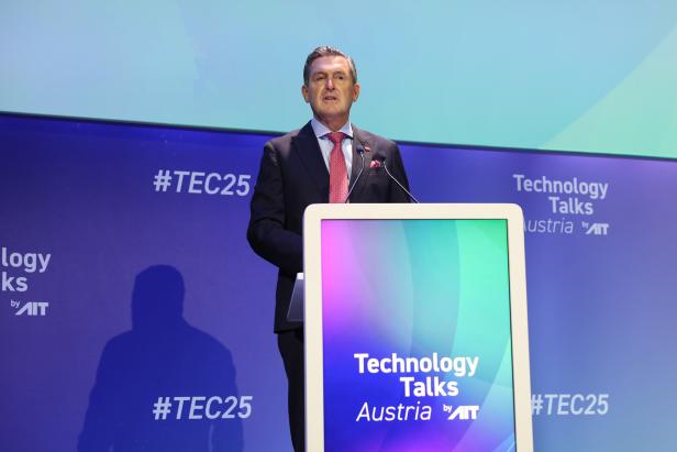 Innovationsminister Peter Hanke hielt im Wiener Museumsquartier die Eröffnungsrede.