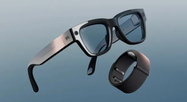 Die Meta Ray-Ban Display und das Meta Neural Band.