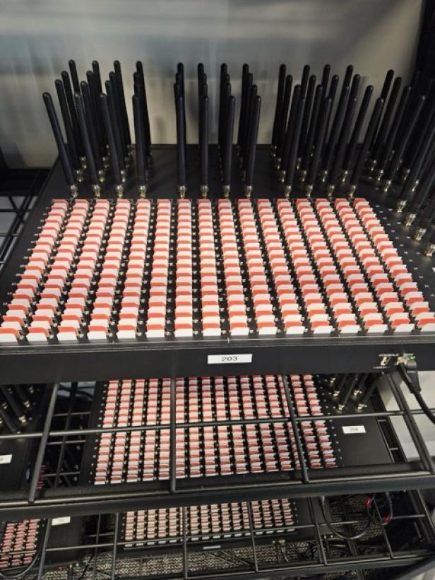 Beschlagnahmtes Equipment.