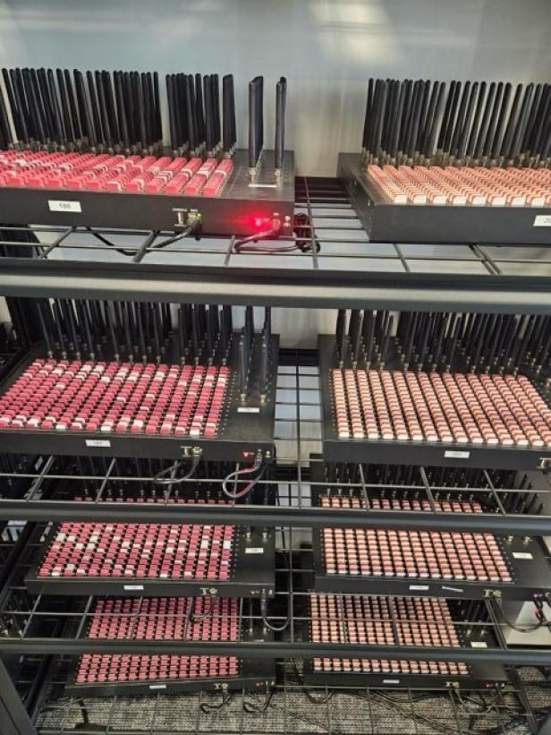 Beschlagnahmtes Equipment.