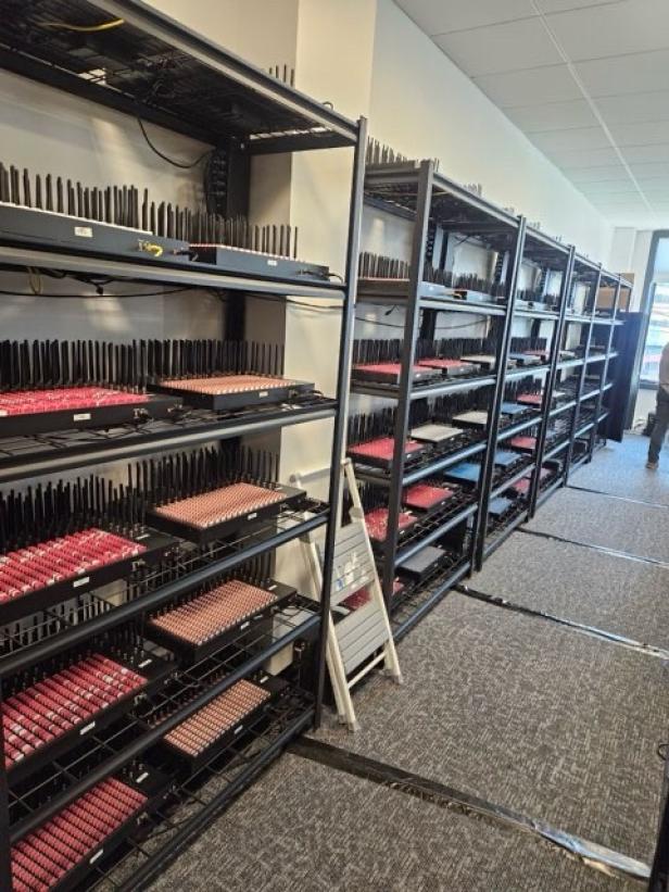 Beschlagnahmtes Equipment.