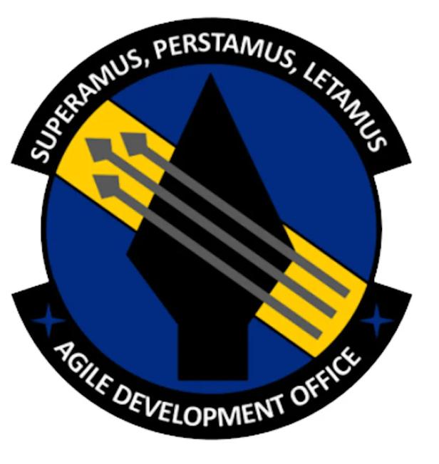 Ein Logo des Agile Development Office, das am NGAD-Programm beteiligt war. Oben der Leitspruch: Superamus Perstamus Letamus