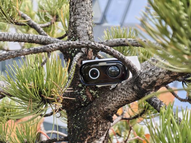 Die Überwachungskamera von Baseus von vorn.