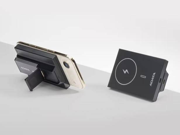 Adata SR800 am Standfuß