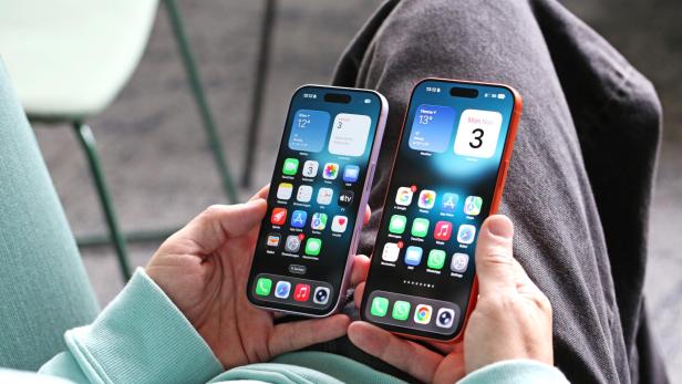 iPhone 17 Pro Max vs. iPhone 17