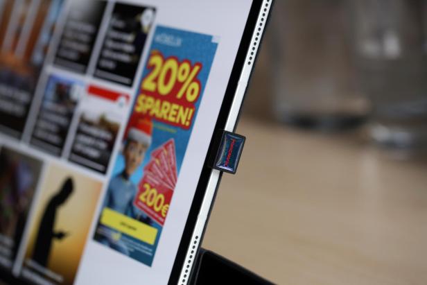 SanDisk Extreme Fit USB-C in iPad Pro