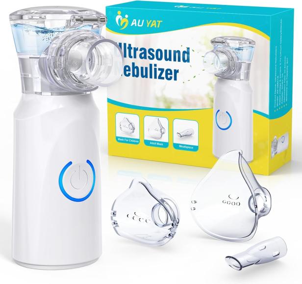 Ultraschall-Inhalationsgerät mit Zubehör und Verpackung auf weißem Hintergrund.