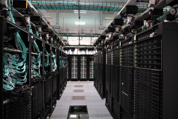 Europäischer Supercomputer für Wetter-Berechnungen in Bologna.