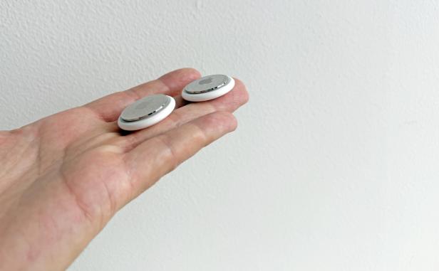 AirTags 1 vs. AirTags 2
