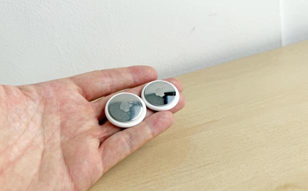 AirTags 1 vs. AirTags 2