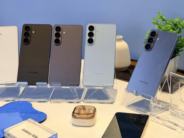Galaxy S26 Hands-On