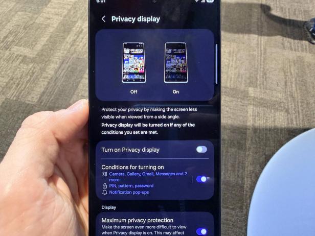 Samsung Galaxy S26 Privacy Display aus