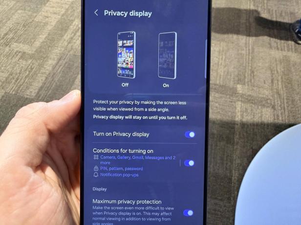 Samsung Galaxy S26 Privacy Display an