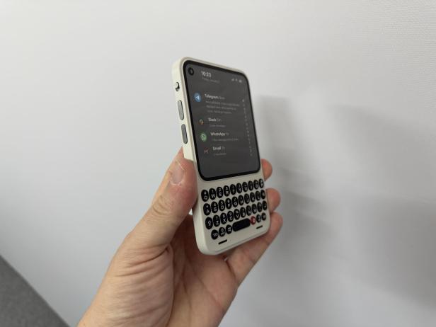 Clicks Communicator