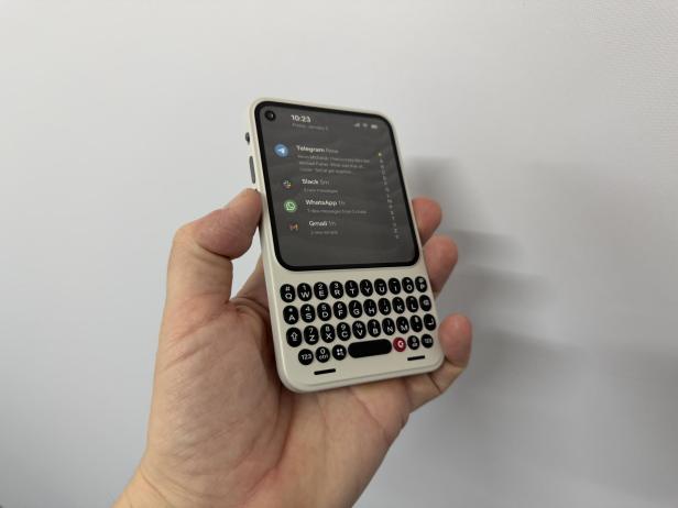Clicks Communicator