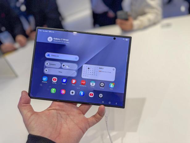 Samsung Galaxy Z TriFold
