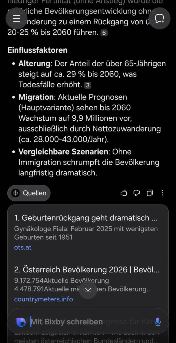Auf dem Display des Samsung Galaxy S26 Ultra werden Einflussfaktoren zur Bevölkerungsentwicklung wie Alterung und Migration in einer Notizansicht angezeigt.
