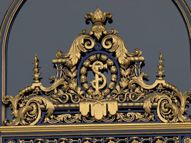 Goldverzierung auf Gebäude in San Francisco