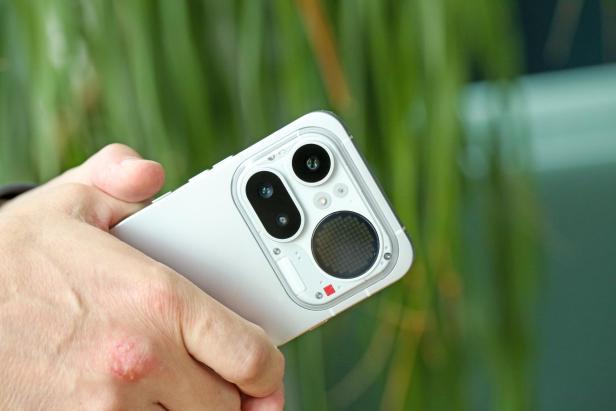 Nothing Phone (4a) Pro