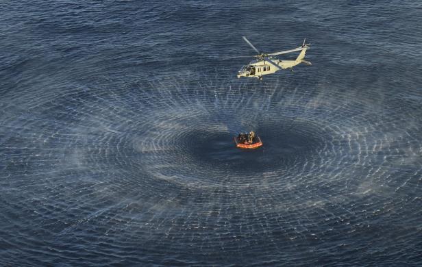 Das Orion-Raumschiff ist sicher im Pazifik gelandet