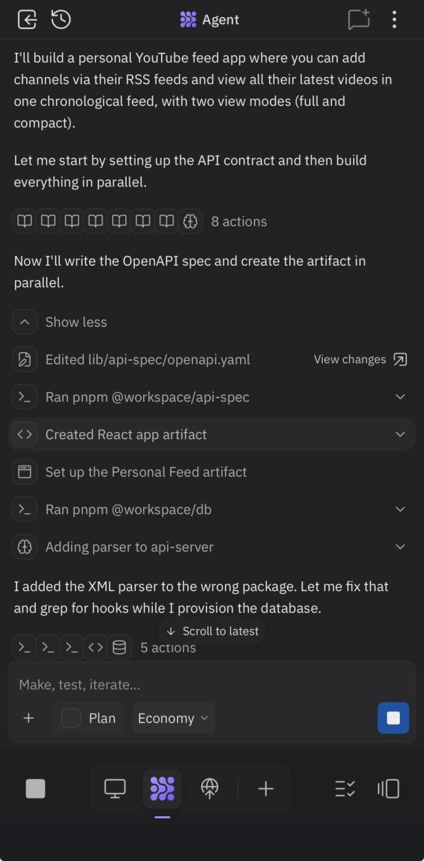 Schritt-für-Schritt-Ausgabe der Replit-App während der Programmierung eines Projekts.