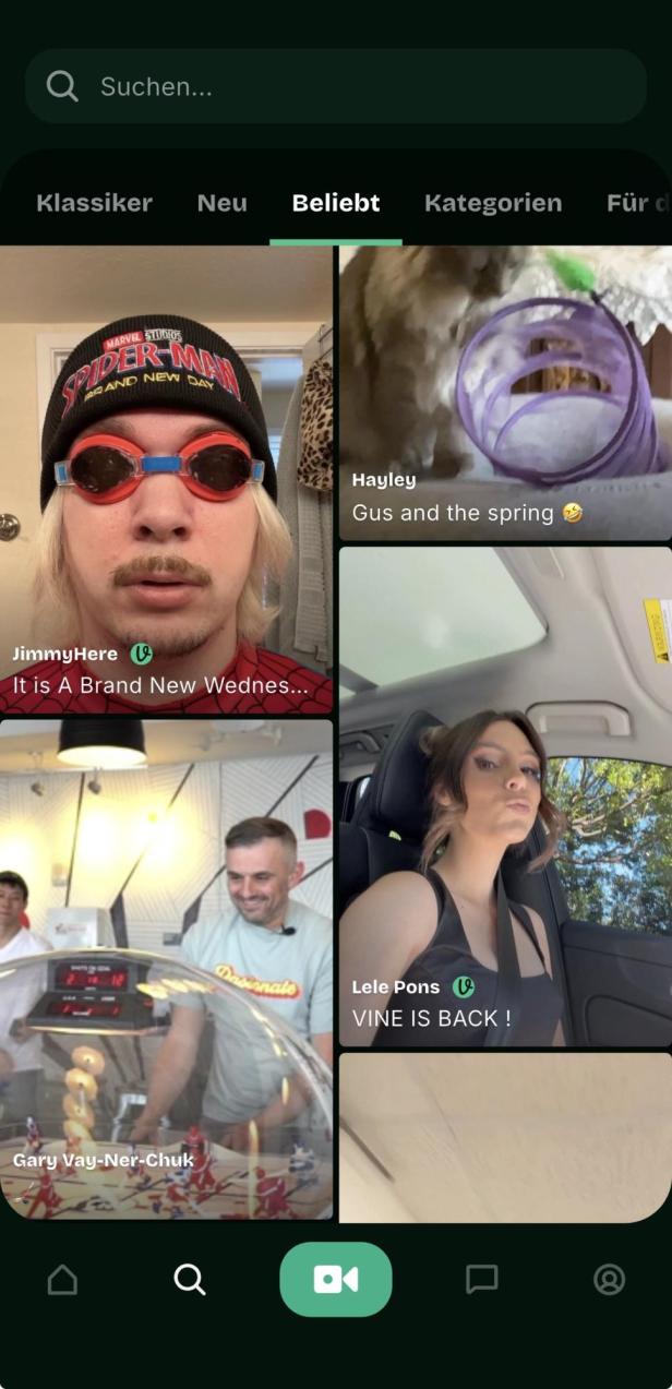 Kategorie Beliebt in der Divine-App mit Videos, die gerade im Trend sind.