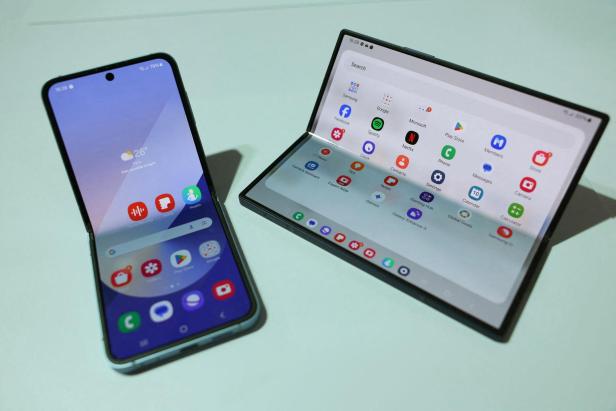 2 faltbare Samsung-Smartphones