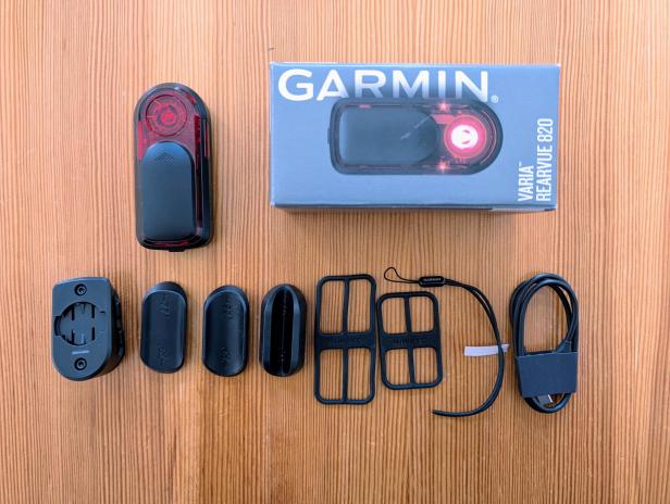 Garmin Varia RearVue 820 Lieferumfang