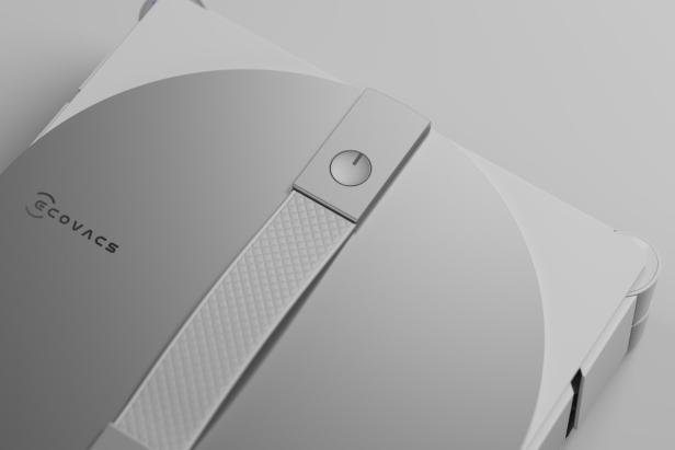 Nahaufnahme des WINBOT W3 OMNI Fensterreinigungsroboters von ECOVACS in modernem Design.