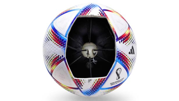 Match-Ball der FIFA Fußball-WM 2022