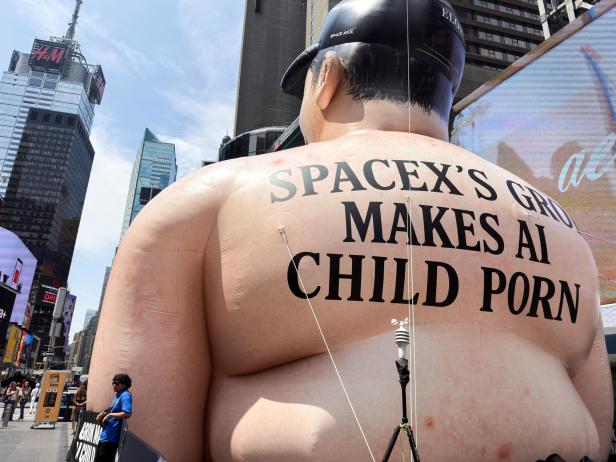 Aufgelasener Elon Musk