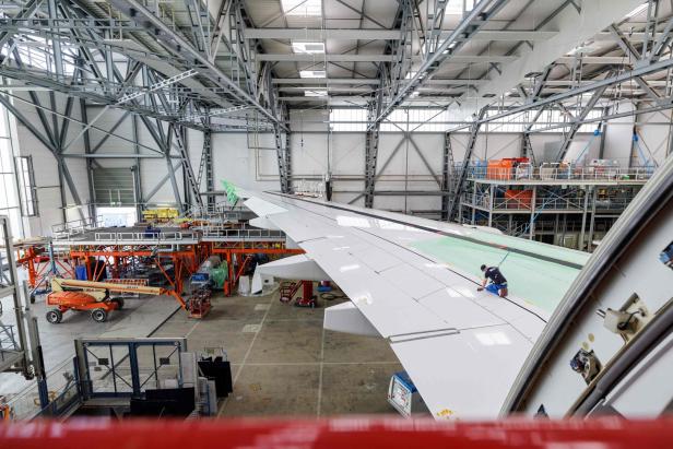 GERMANY-ECONOMY-ENGINEERING-AVIATION-LUFTHANSA