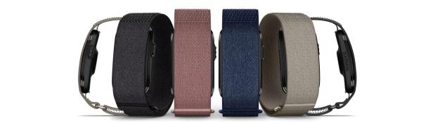 Das smarte Fitnessarmband ist in 4 Farben verfügbar