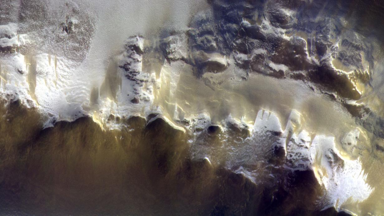 die Tagessonne in der Erdumlaufbahn um den Mars