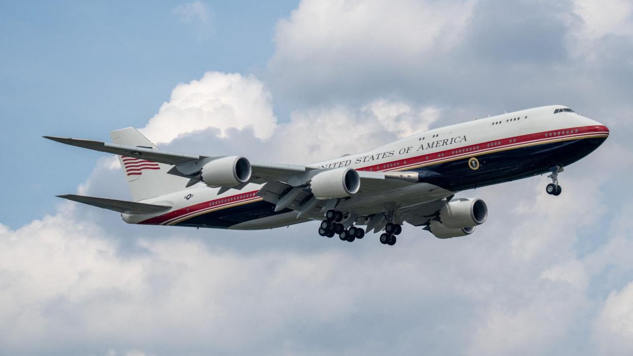 So wurde die geschenkte Boeing 747-8 zur neuen Air Force One umgebaut