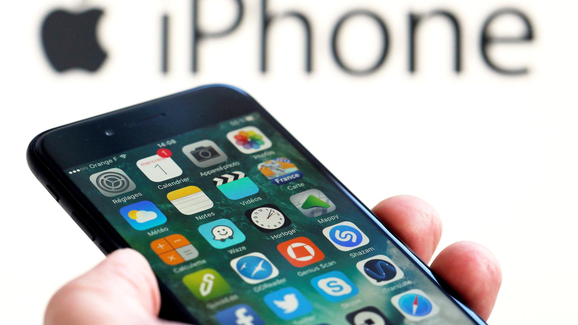 Warnung vor nicht zertifizierten Ladegeräten: Kundin klagt Apple warnt vor iPhone Ladegeräten