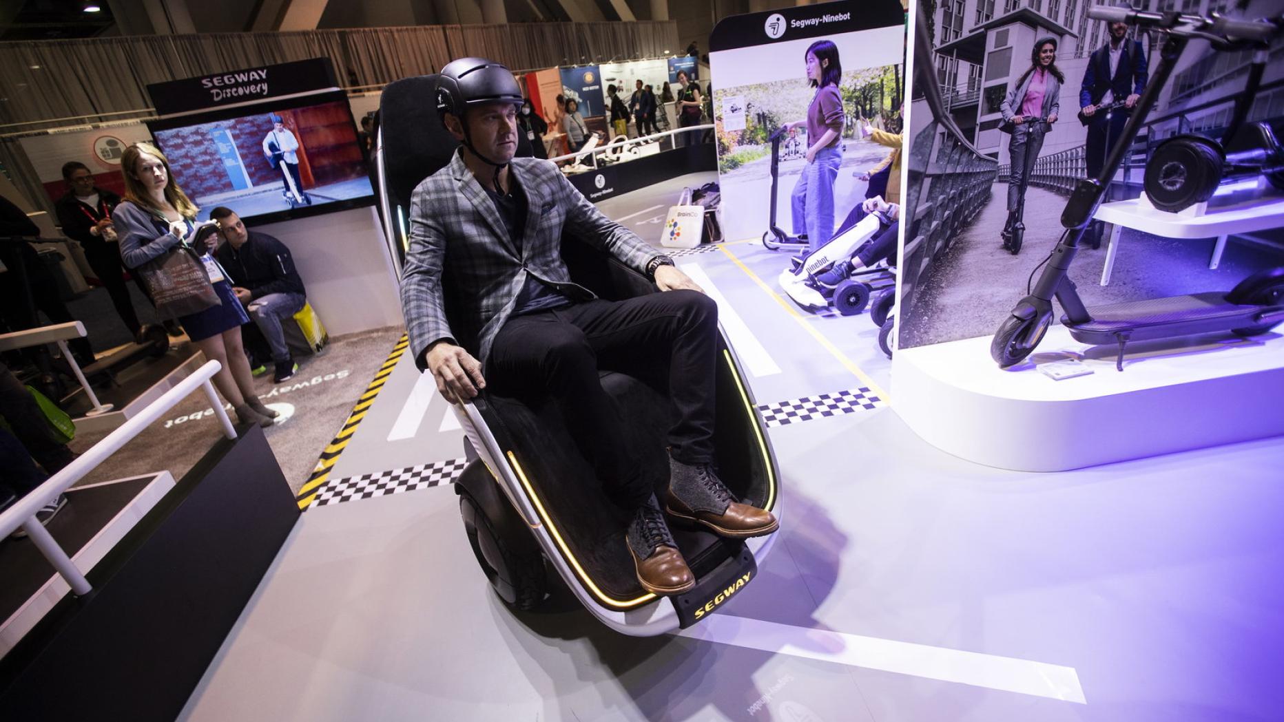 Segways Fahrender Sessel Crasht Auf Ces Futurezone At