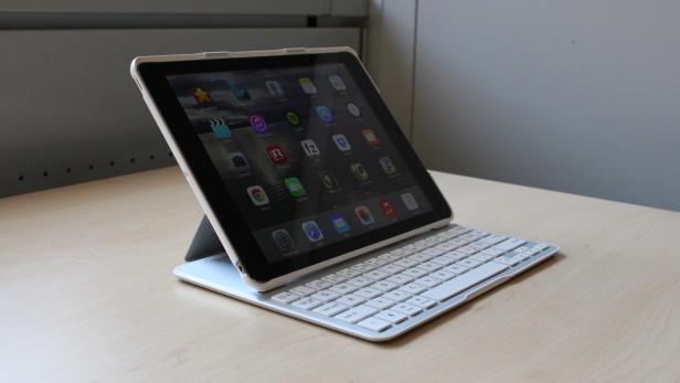 Belkin Ultimate Keyboard Case für iPad Air