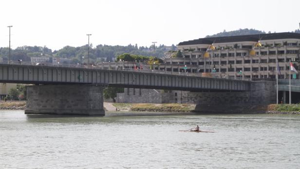 Nibelungenbrücke Linz Brücke