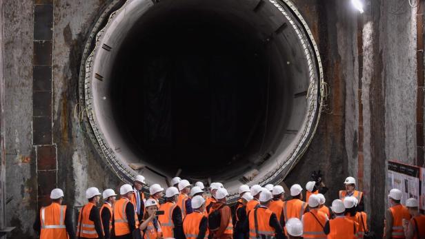 Statt im Tunnelbau in Lagos verschwand ein fünfstelliges Investment aus Kärnten in einem schwarzen Loch