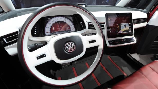 VW zeigte ein Bulli-Konzept mit iPad-Vorbreitung