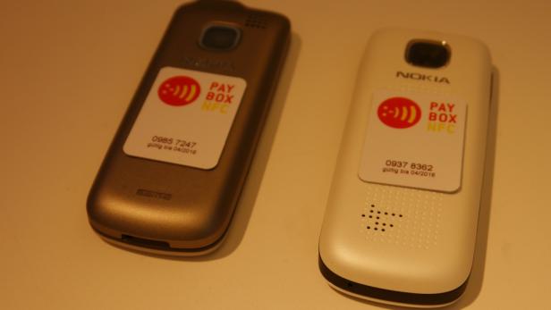 Alte Handys mit NFC-Stick