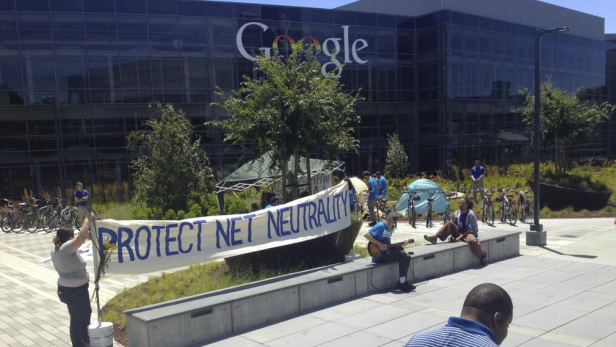 Die Gruppe &quot;Occupy Google&quot; dieses Bild vom Protest