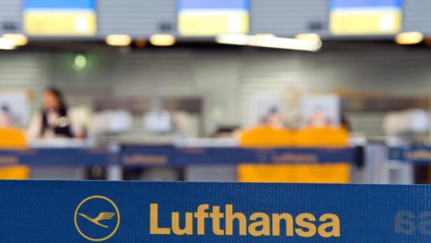 Lufthansa-Schalter: Aktien der AUA-Mutter verzeichneten einen Verlust.