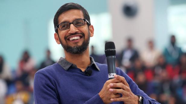 Sundar Pichai startet seine erste Tour durch Europa als Google-Chef