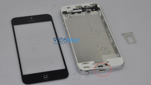 Neue Ladegeräte benötigt: der Anschluss für das iPhone 5 wird voraussichtlich deutlich kleiner sein.