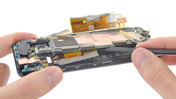 HTC One M9 lässt sich selber praktisch nicht reparieren