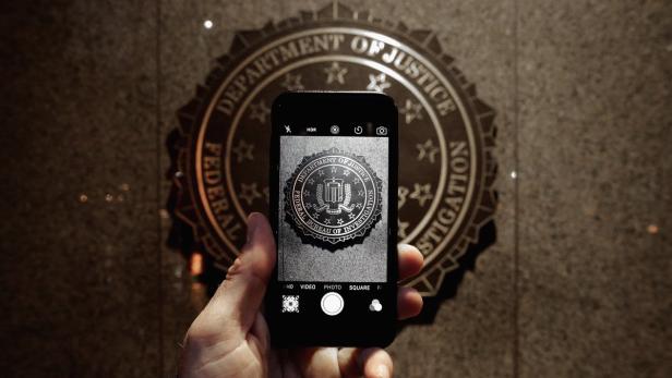 Der Streit zwischen dem FBI und Apple spitzt sich zu