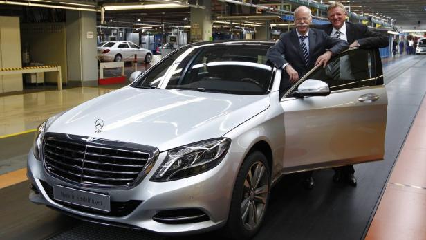 Mercedes will wieder mehr Menschen in der Produktion